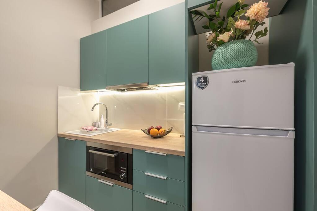 Peacock'S Terrace Apartment พีเรียส ภายนอก รูปภาพ