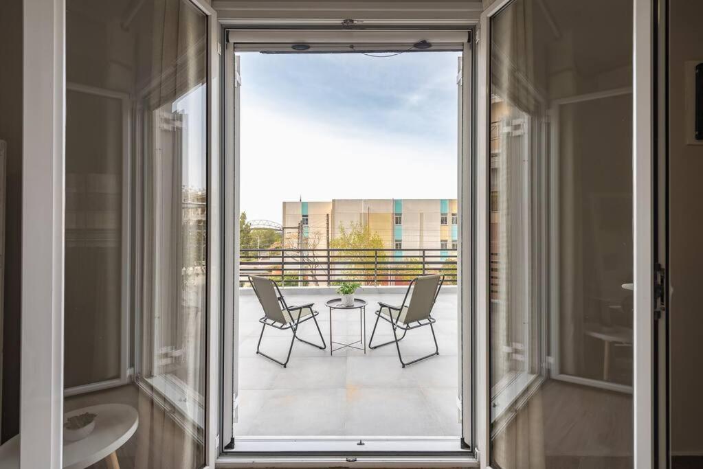 Peacock'S Terrace Apartment พีเรียส ภายนอก รูปภาพ