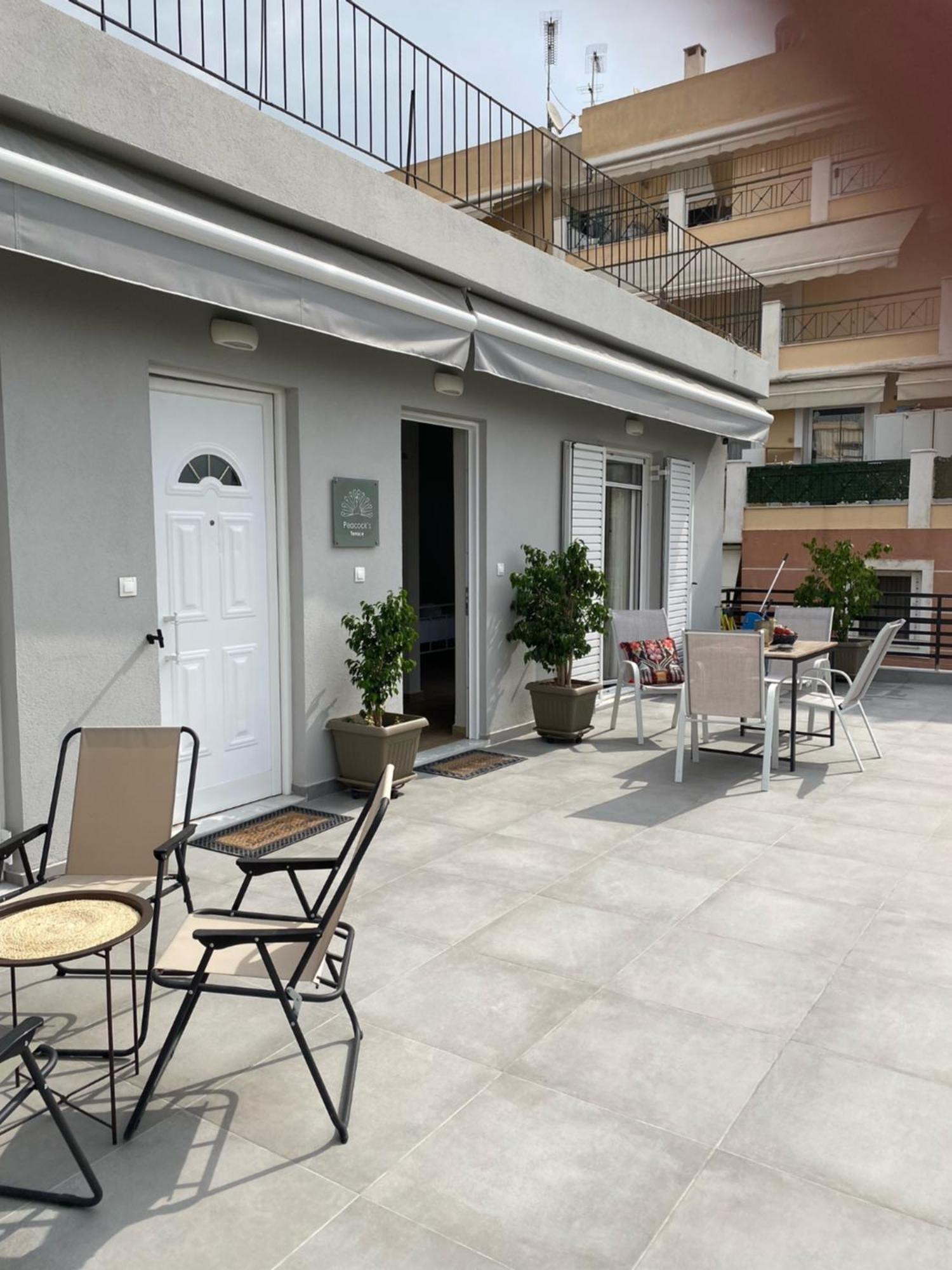 Peacock'S Terrace Apartment พีเรียส ภายนอก รูปภาพ