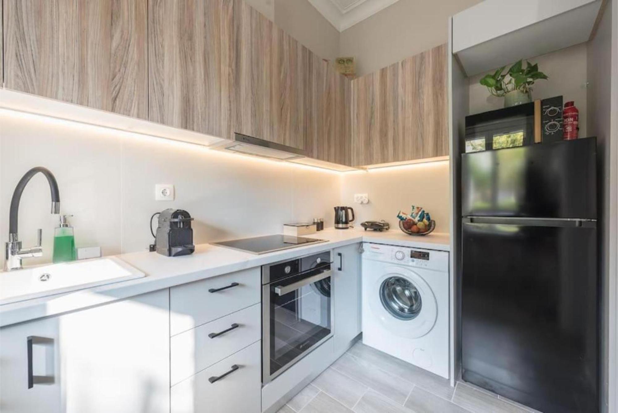 Peacock'S Terrace Apartment พีเรียส ภายนอก รูปภาพ